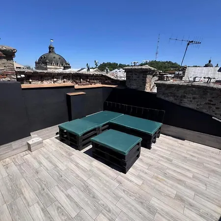 Apartment у львові біля макдональдса, на вул кавова 2 біля оперного театру Lemberg